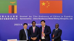 9月14日，，，，，，，，由中国驻赞比亚大使馆主办的中国—赞比亚投资推介活动在京进行，，，，，，，，董事长王浩宇受邀参与晚宴，，，，，，，，拜会希奇莱马左右，，，，，，，，同时约请赞比亚代表团来访jxf体育节水集团调查。。。。。。。。